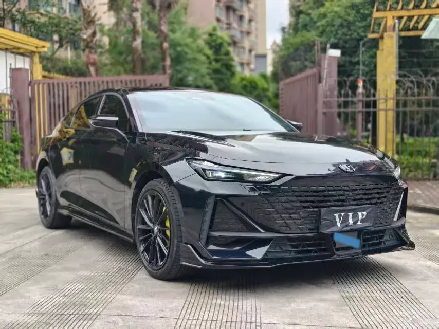 2023 CHANGAN UNI-V thumbnail 3