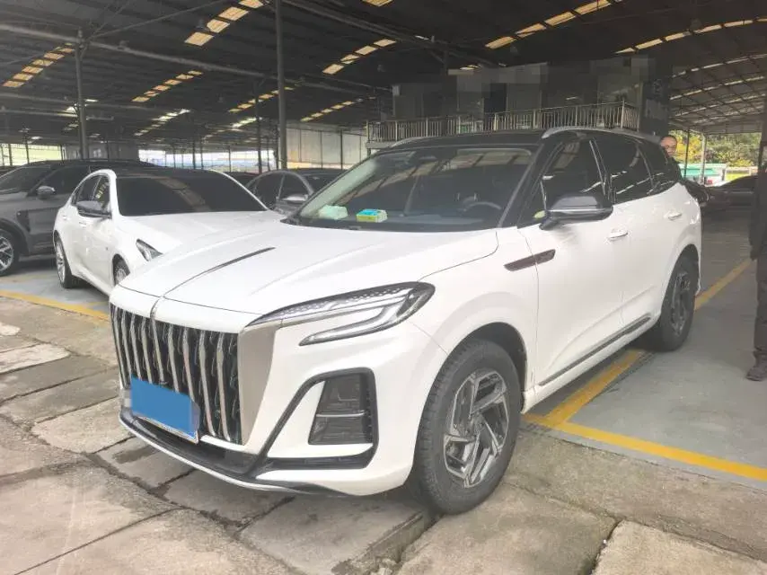 2023 HONGQI HS3 view 1