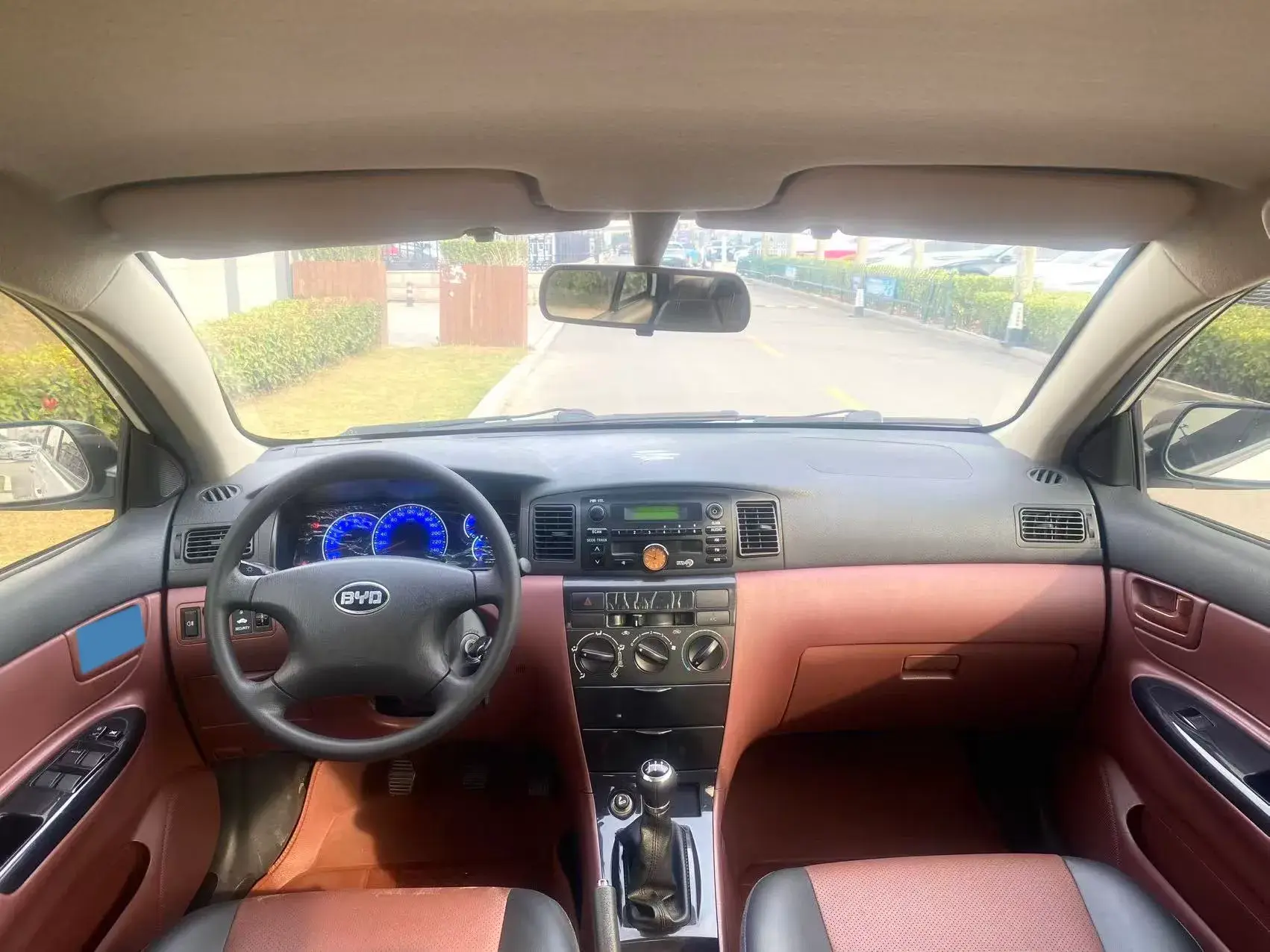 2018 BYD F3 thumbnail 2