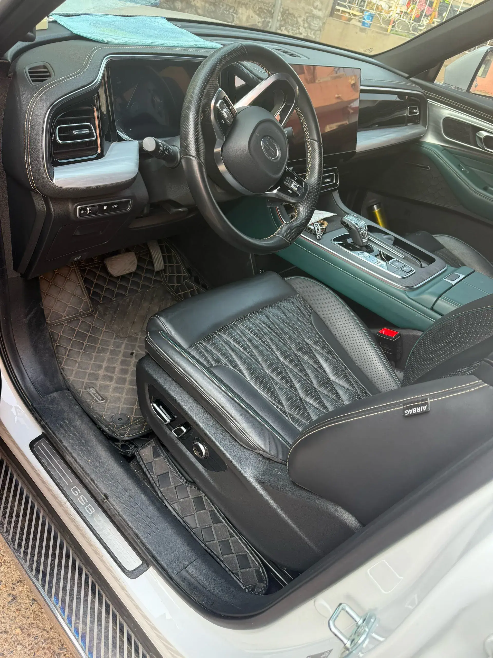 2022 GAC TRUMPCHI thumbnail 3