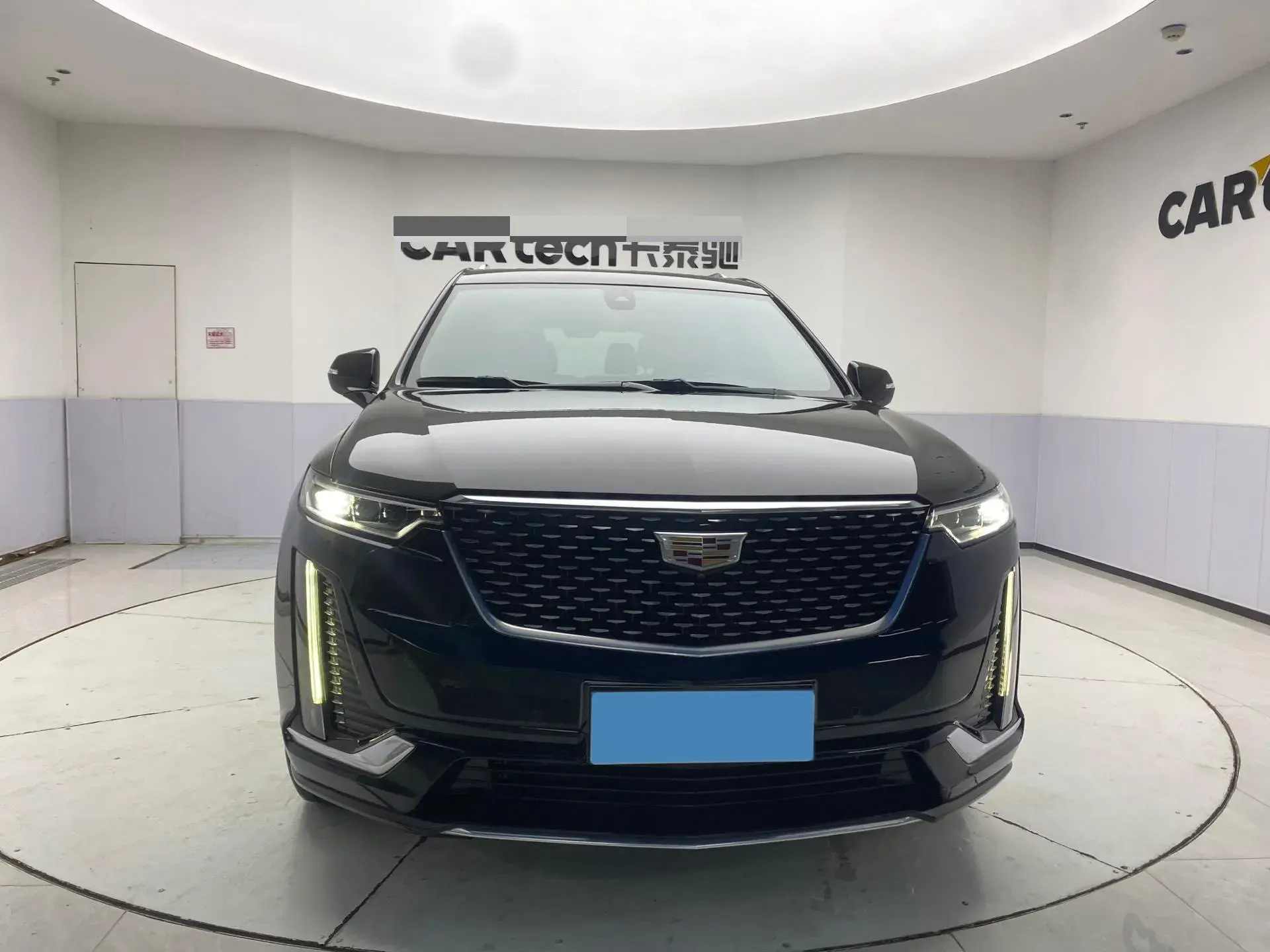 2022 CADILLAC XT6 thumbnail 3