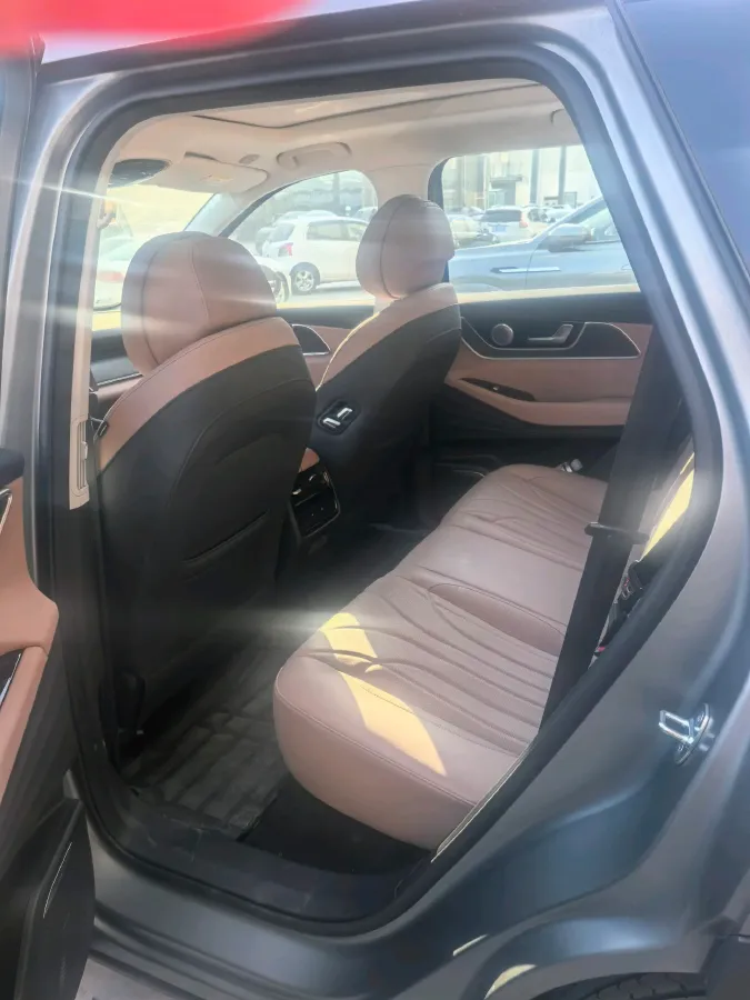 2024 Chery Tiggo8L 2.0T 254HP L4 8AT,autocango,china used car exporter,china ev exporter,chinese used car exporter,chinese used ev exporter