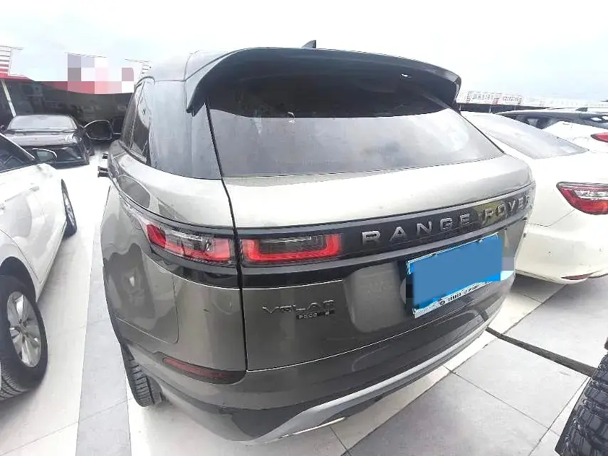 2018 LAND ROVER thumbnail 4