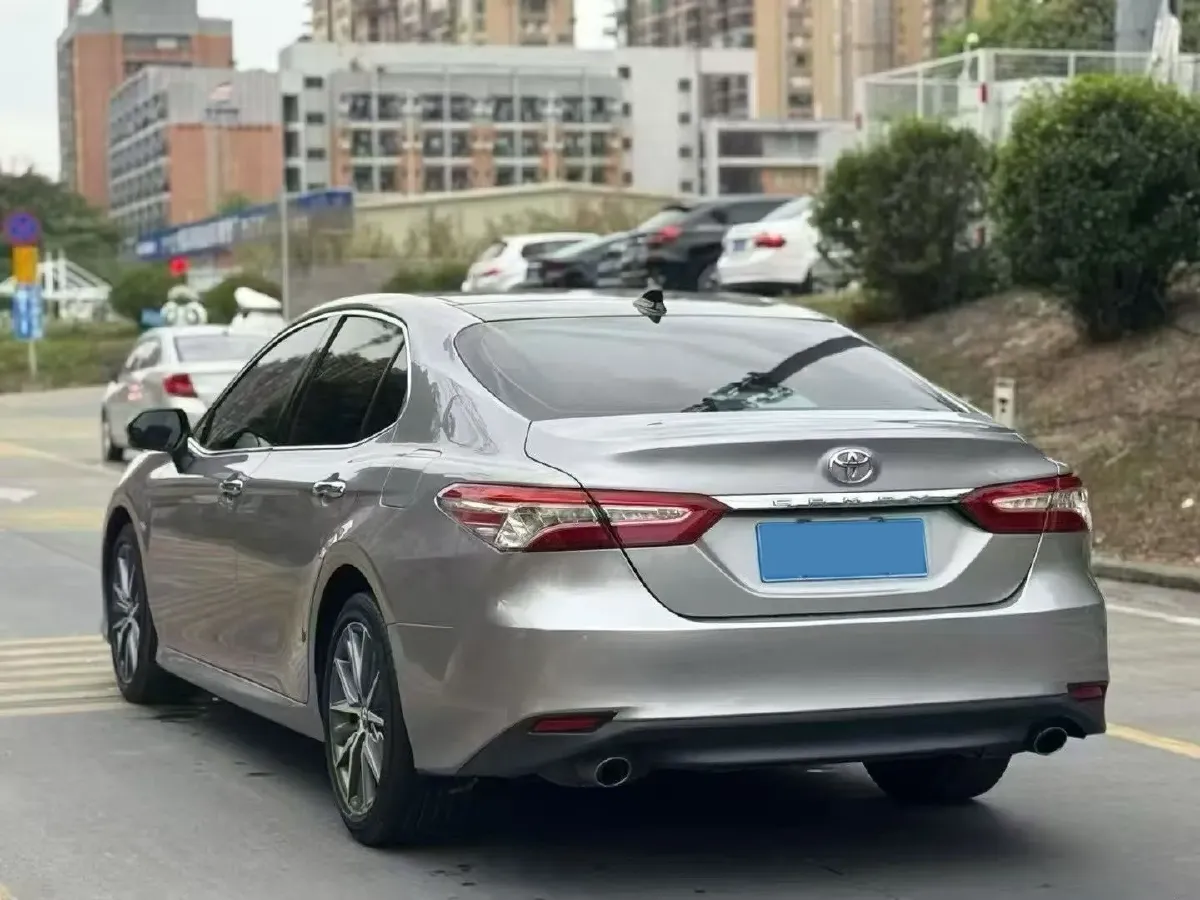 2021 Toyota Camry 2.5L 209HP L4 8AT,autocango,china used car exporter,china ev exporter,chinese used car exporter,chinese used ev exporter