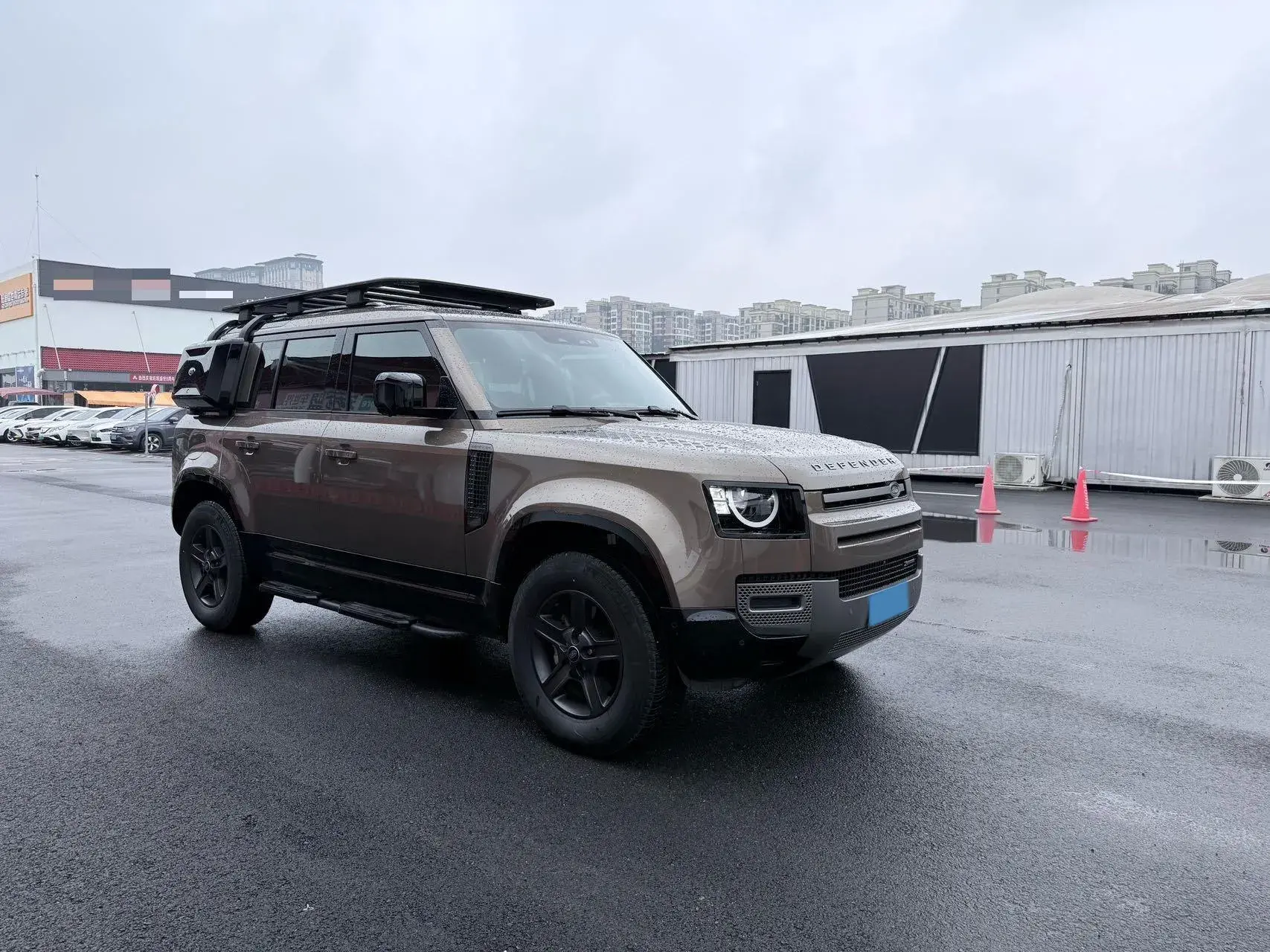 2023 LAND ROVER thumbnail 3