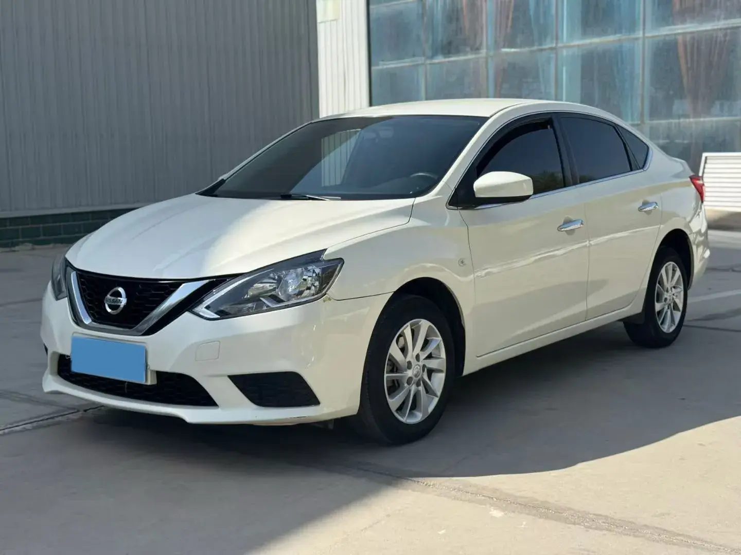 2021 NISSAN SYLPHY view 1