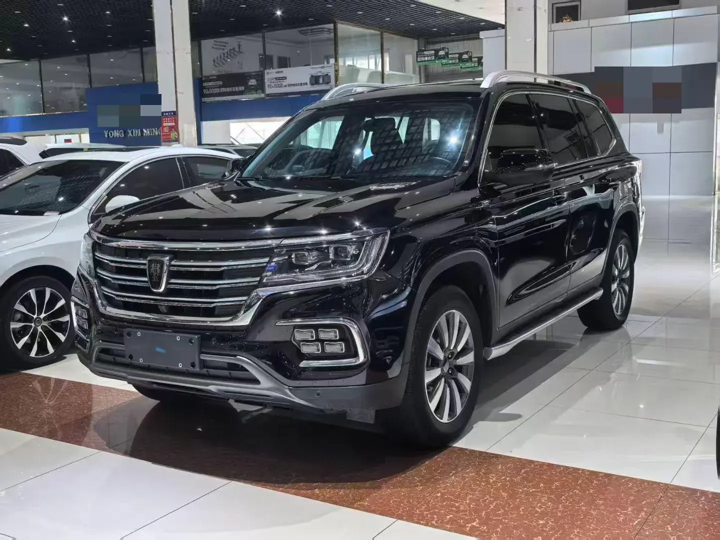 2019 ROEWE RX8 view 1