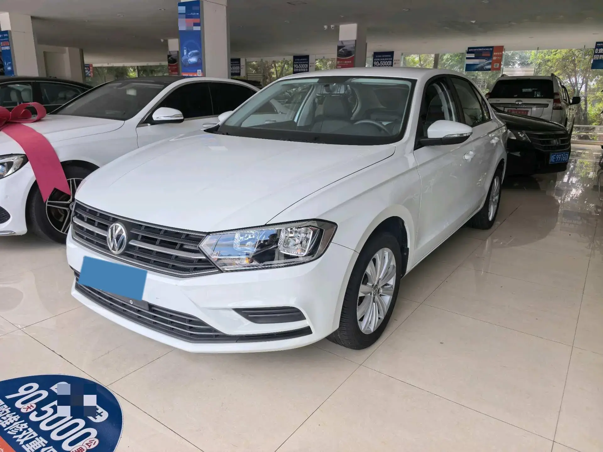 2019 VOLKSWAGEN BORA view 1