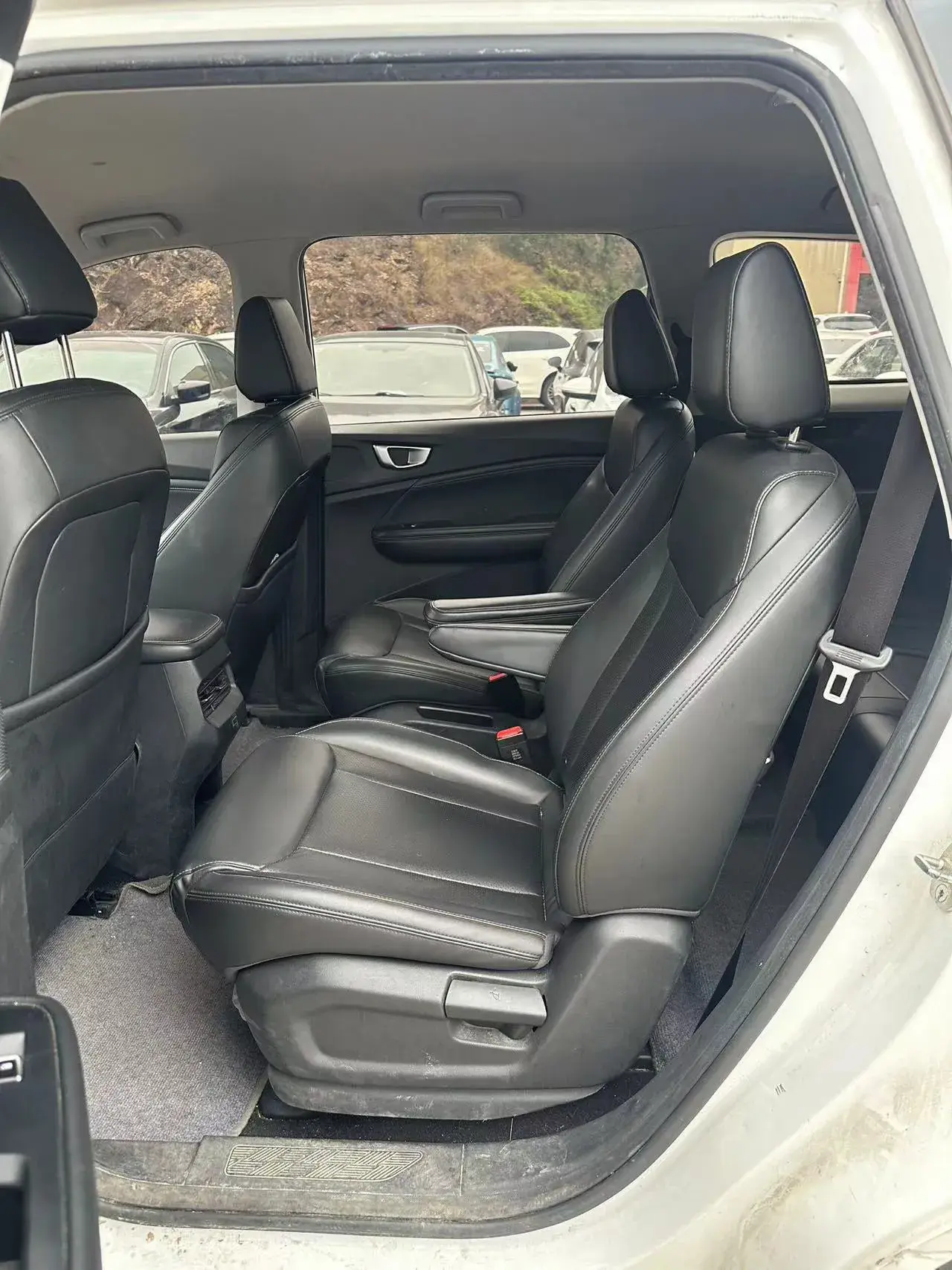 2022 WULING JIACHEN thumbnail 4