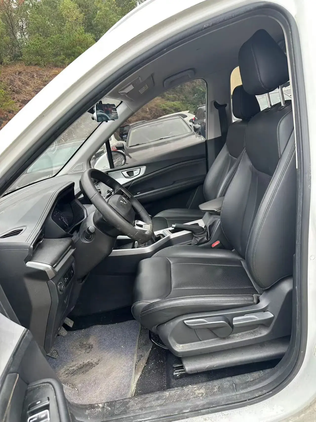 2022 WULING JIACHEN thumbnail 3