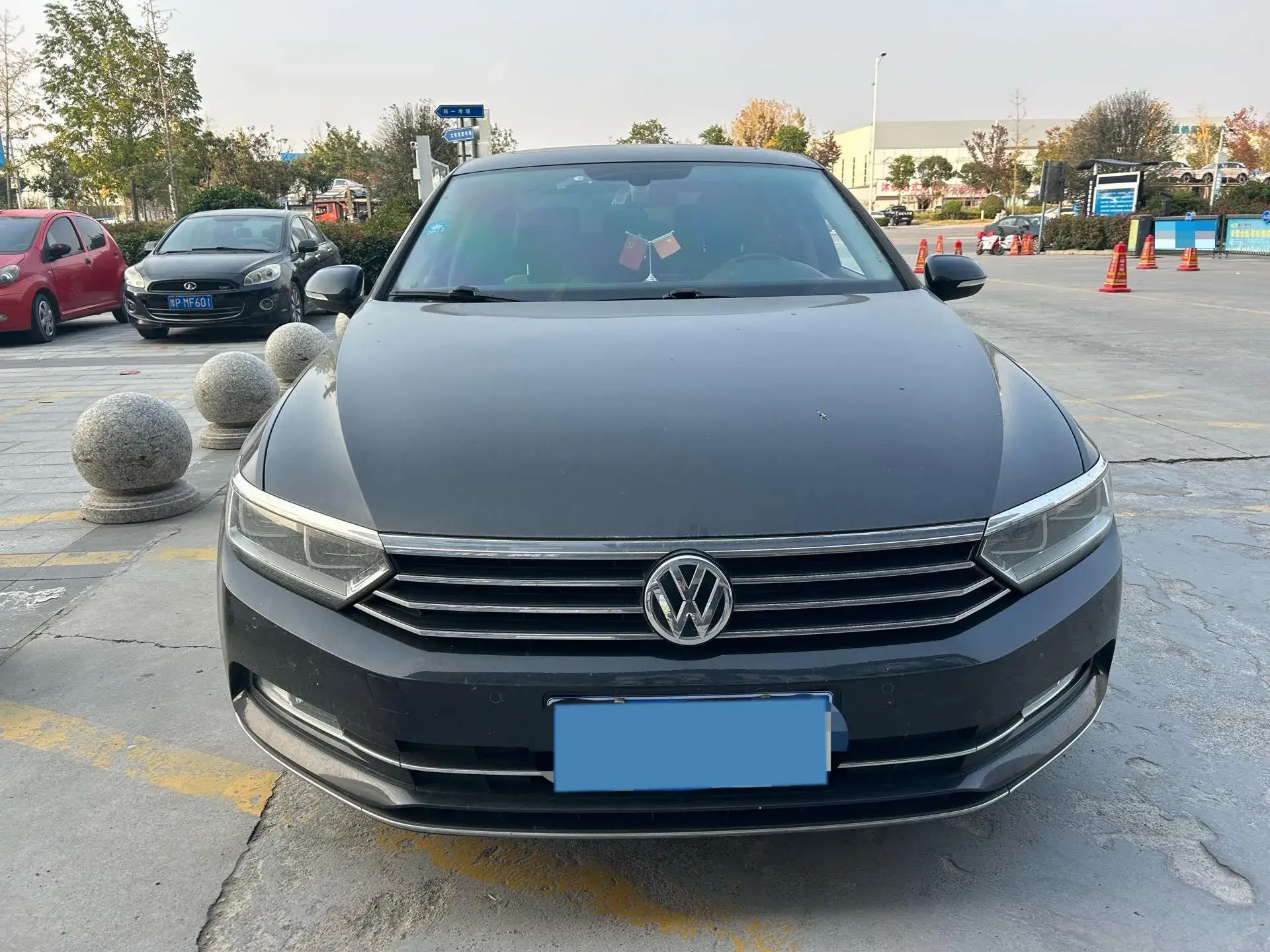 2018 VOLKSWAGEN MAGOTAN thumbnail 2