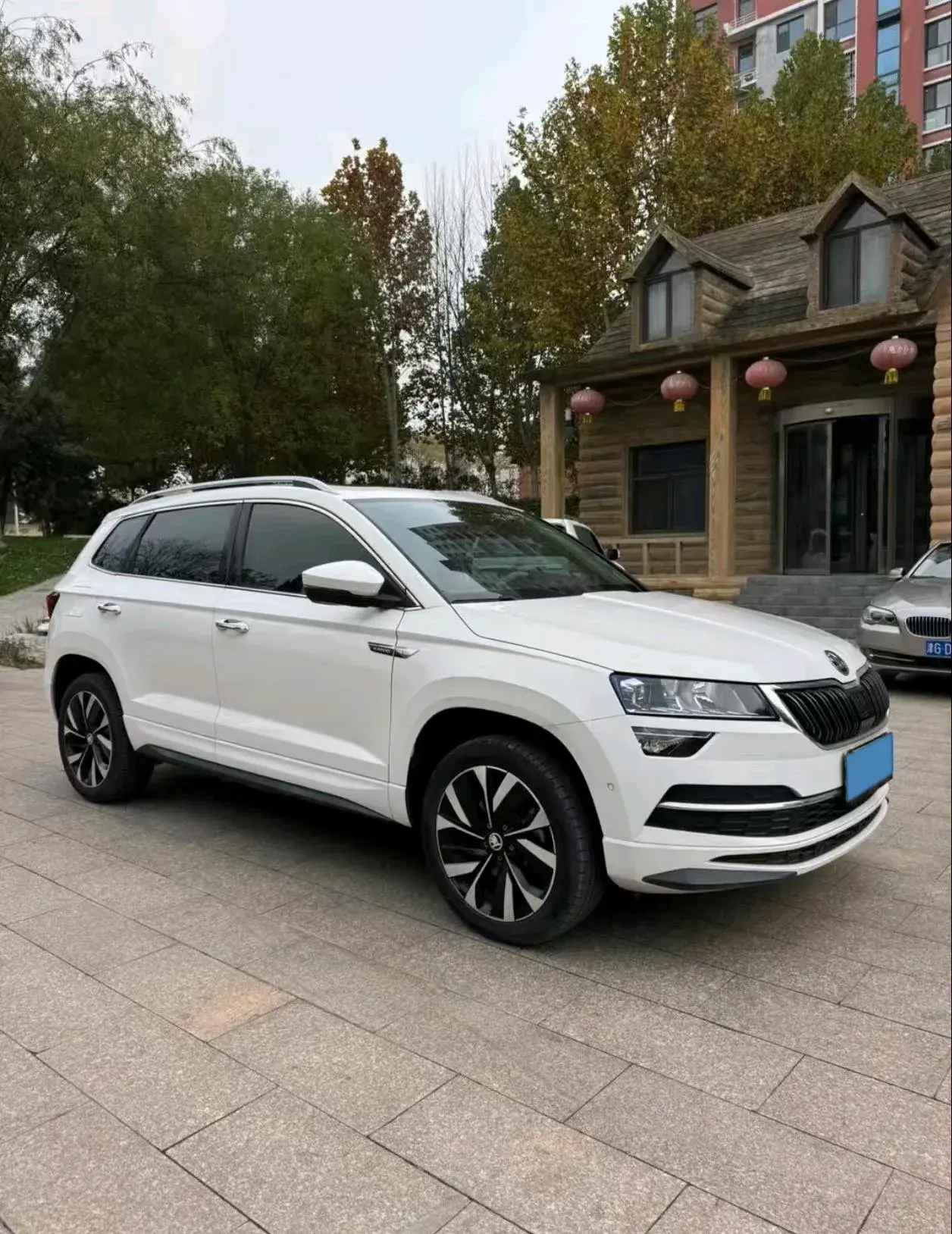 2022 SKODA KAROQ thumbnail 3