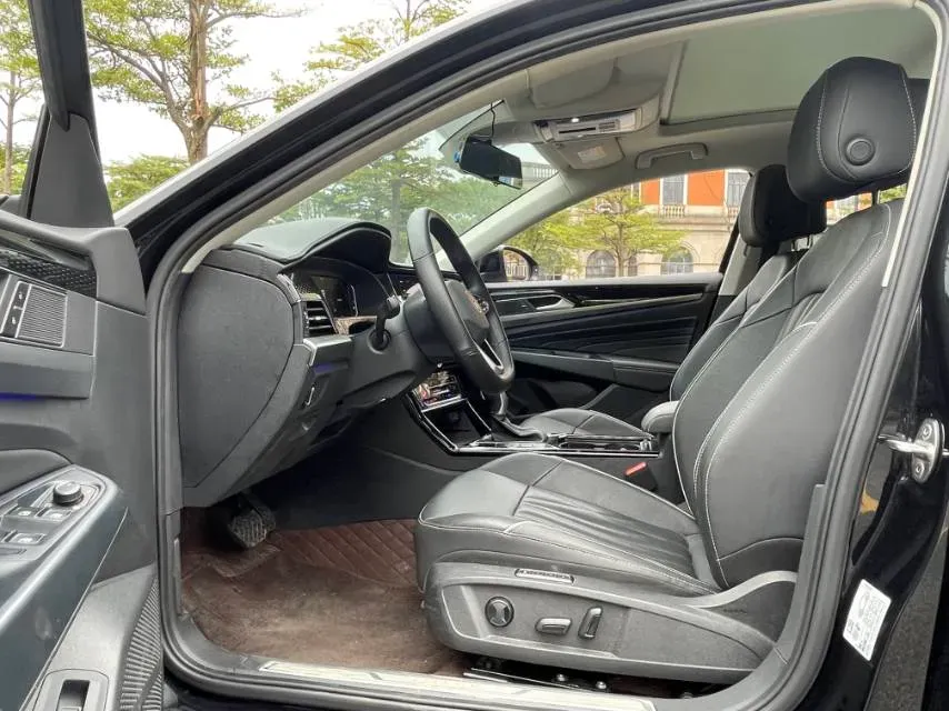 2023 Volkswagen Passat 2.0T 186HP L4 7DCT,autocango,china used car exporter,china ev exporter,chinese used car exporter,chinese used ev exporter