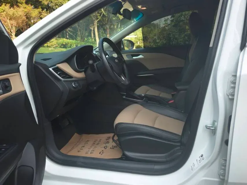 2020 Chevrolet Monza 1.5L 113HP L4 6AT,autocango,china used car exporter,china ev exporter,chinese used car exporter,chinese used ev exporter