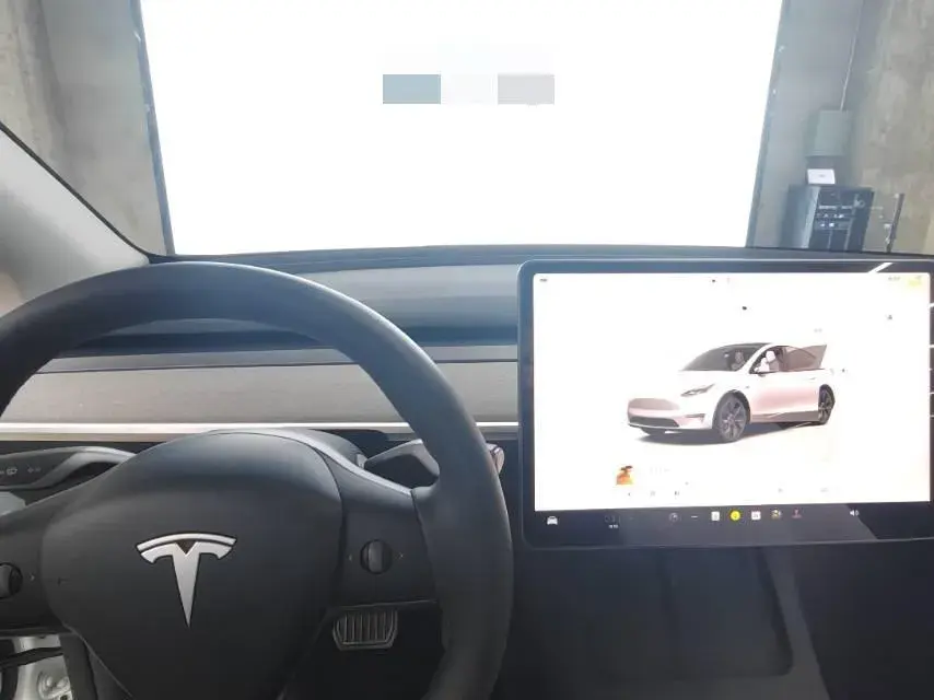 2023 TESLA MODEL thumbnail 4