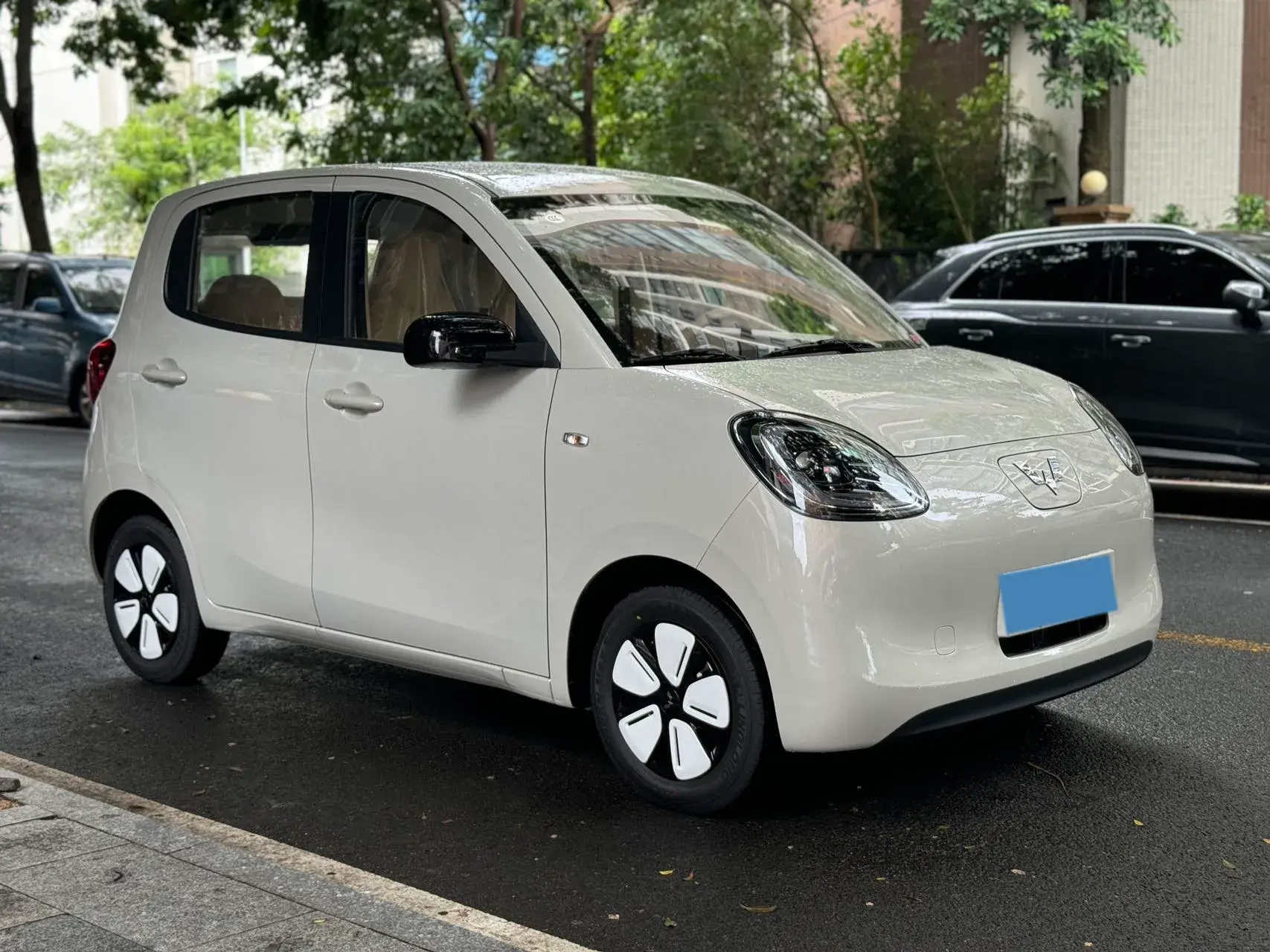 2025 WULING HONGGUANG thumbnail 2