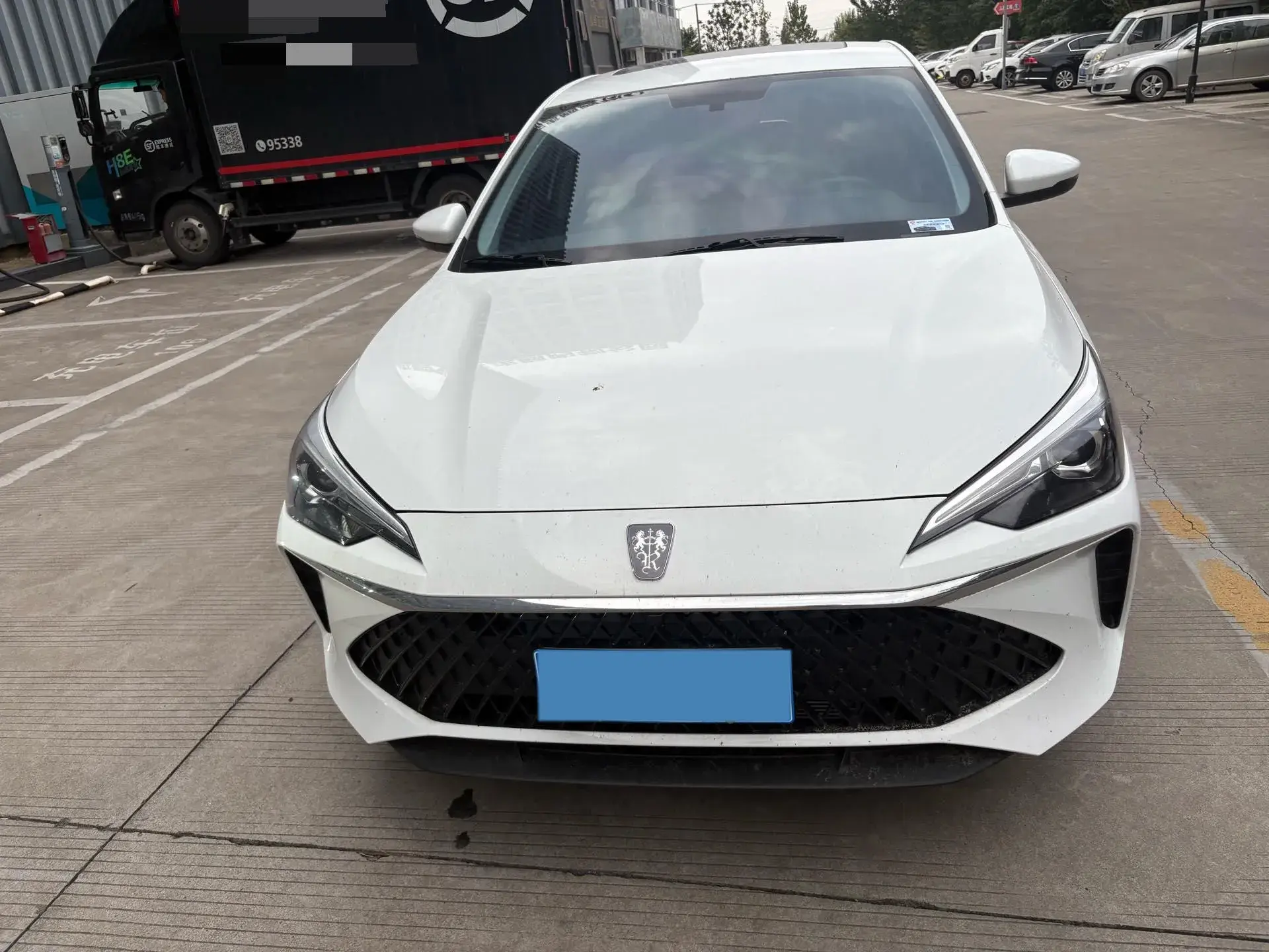 2023 ROEWE I5 thumbnail 2