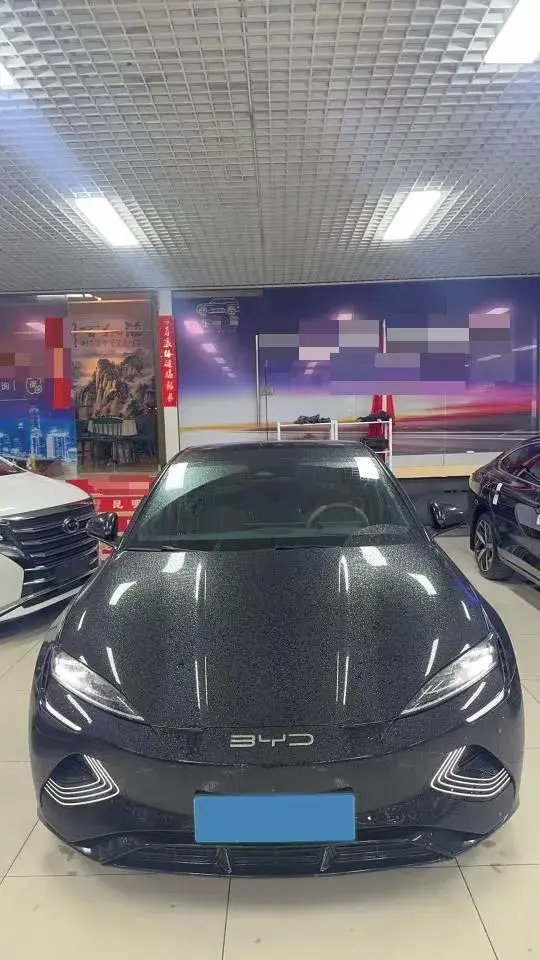 2023 BYD SEAL thumbnail 2