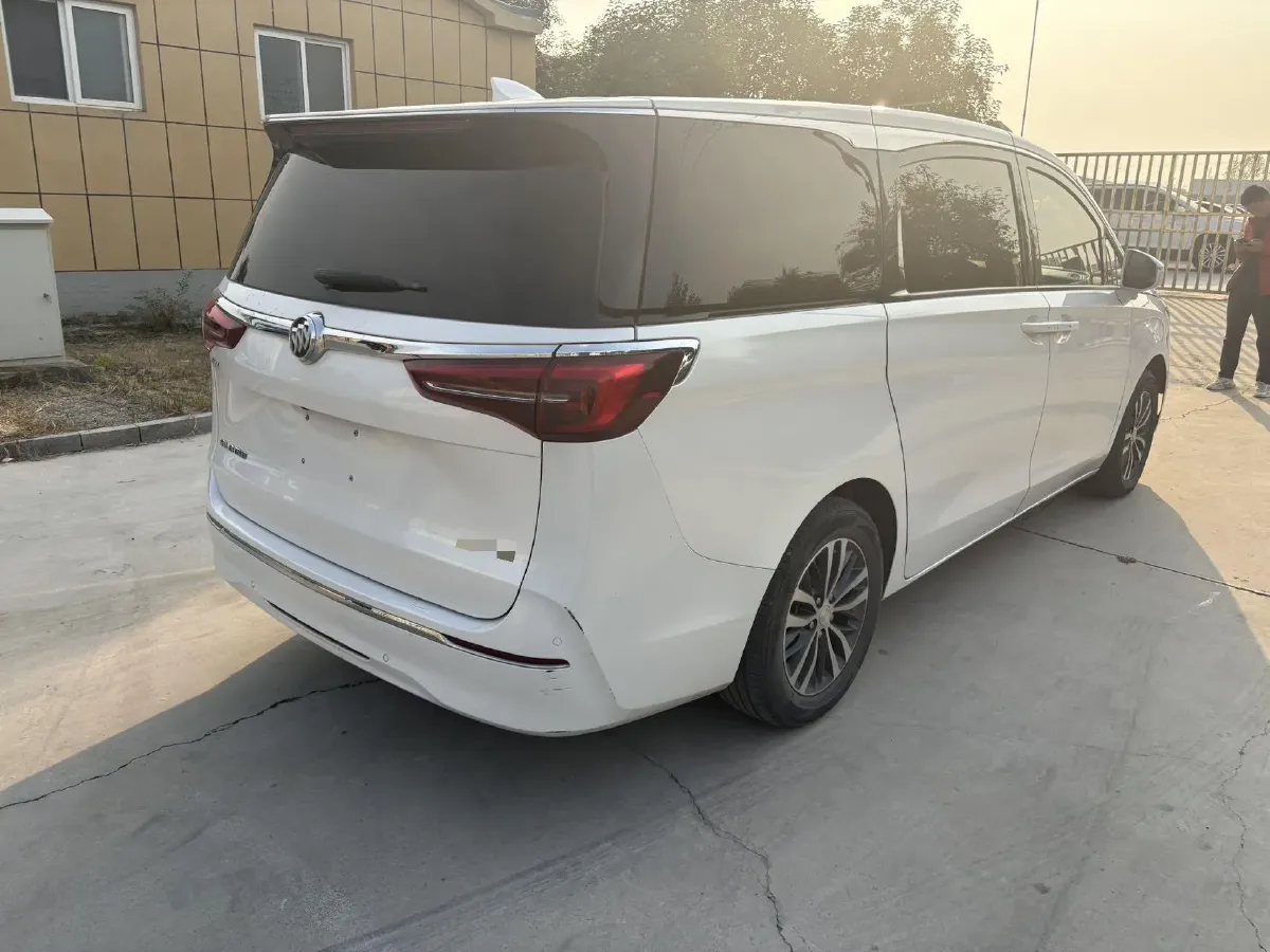 2020 Buick GL8 2.0T 237HP L4 9AT,autocango,china used car exporter,china ev exporter,chinese used car exporter,chinese used ev exporter