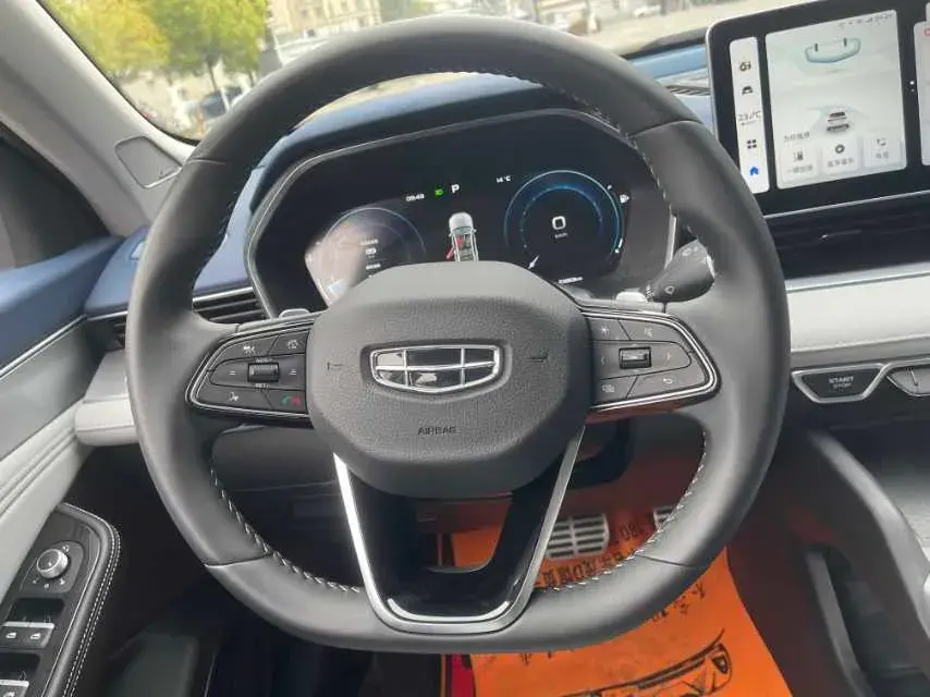 2023 GEELY PREFACE thumbnail 4