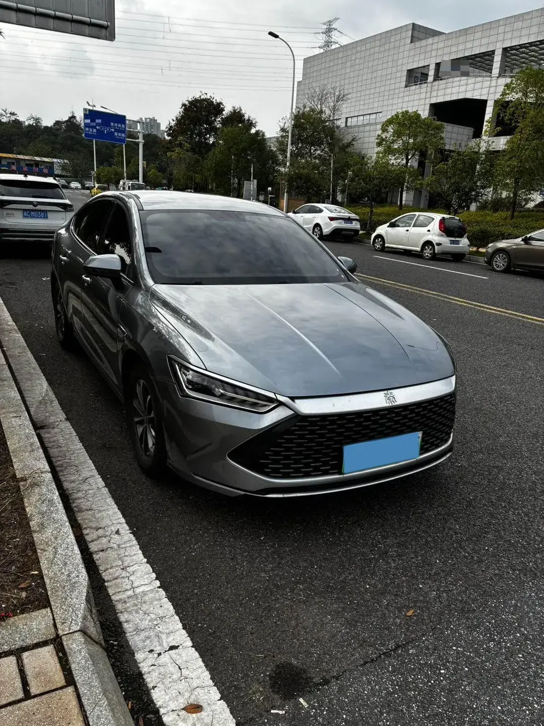 2023 BYD QIN thumbnail 3