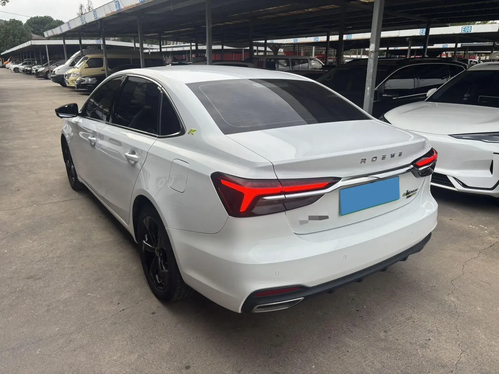 2019 ROEWE I6 thumbnail 4