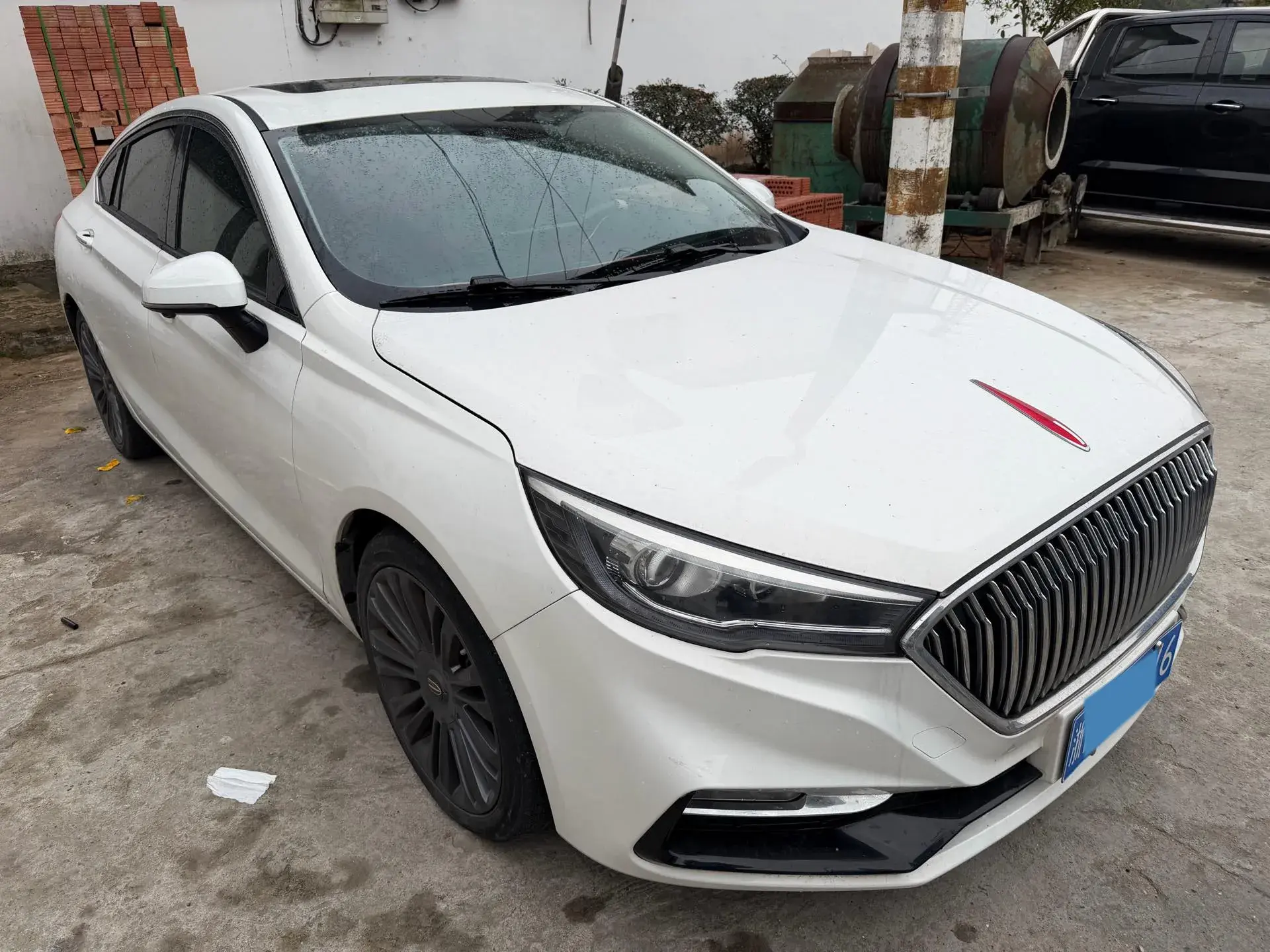 2019 HONGQI H5 thumbnail 3