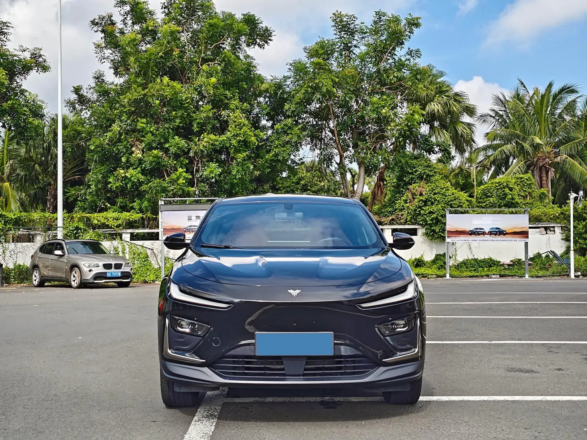 2023 NETA X thumbnail 2