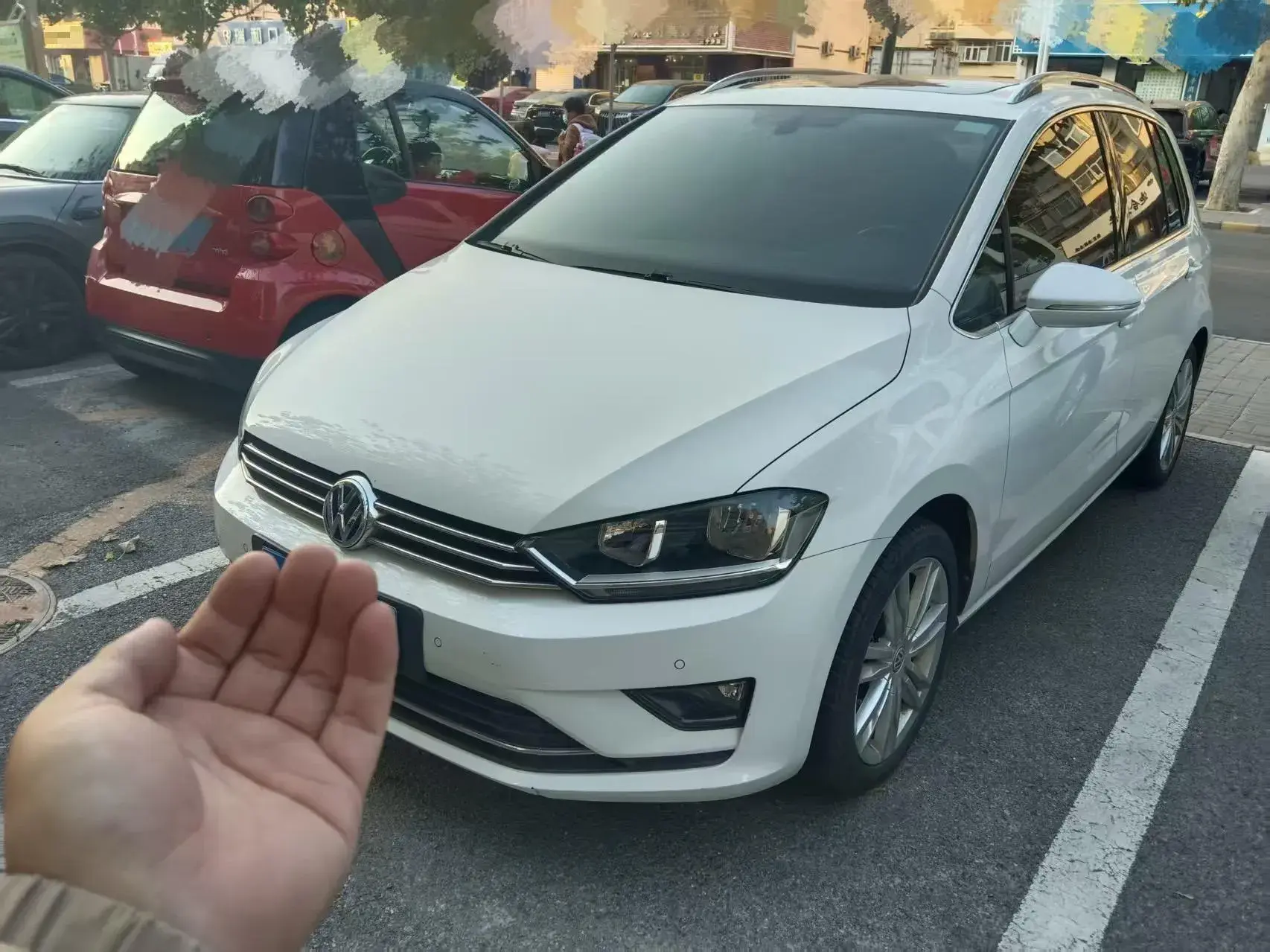 2018 VOLKSWAGEN GOLF view 1