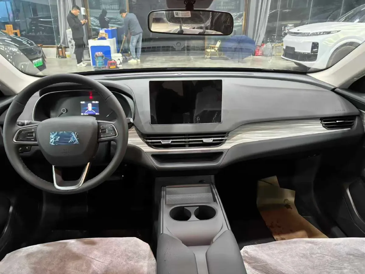 2025 HongQi E-QM5 BEV,autocango,china used car exporter,china ev exporter,chinese used car exporter,chinese used ev exporter