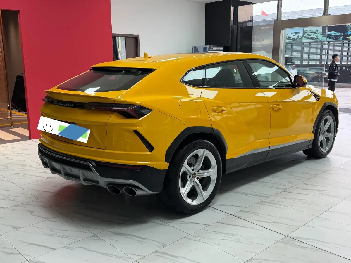 2021 Lamborghini Urus 4.0T 641HP V8 8AT,autocango,china used car exporter,china ev exporter,chinese used car exporter,chinese used ev exporter