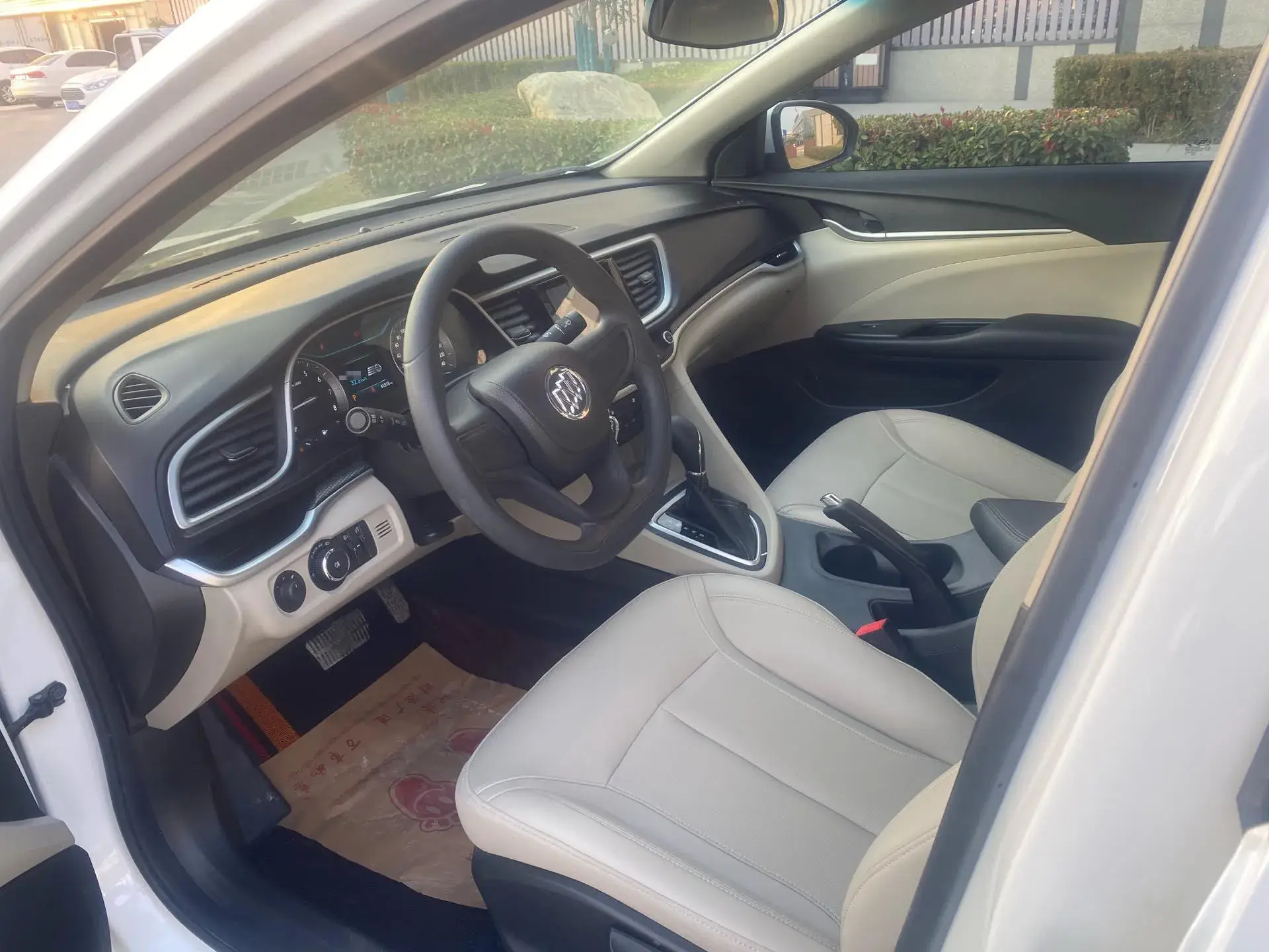 2020 BUICK REGAL thumbnail 4