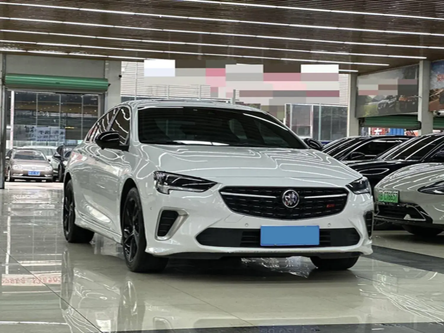 2022 BUICK REGAL thumbnail 3