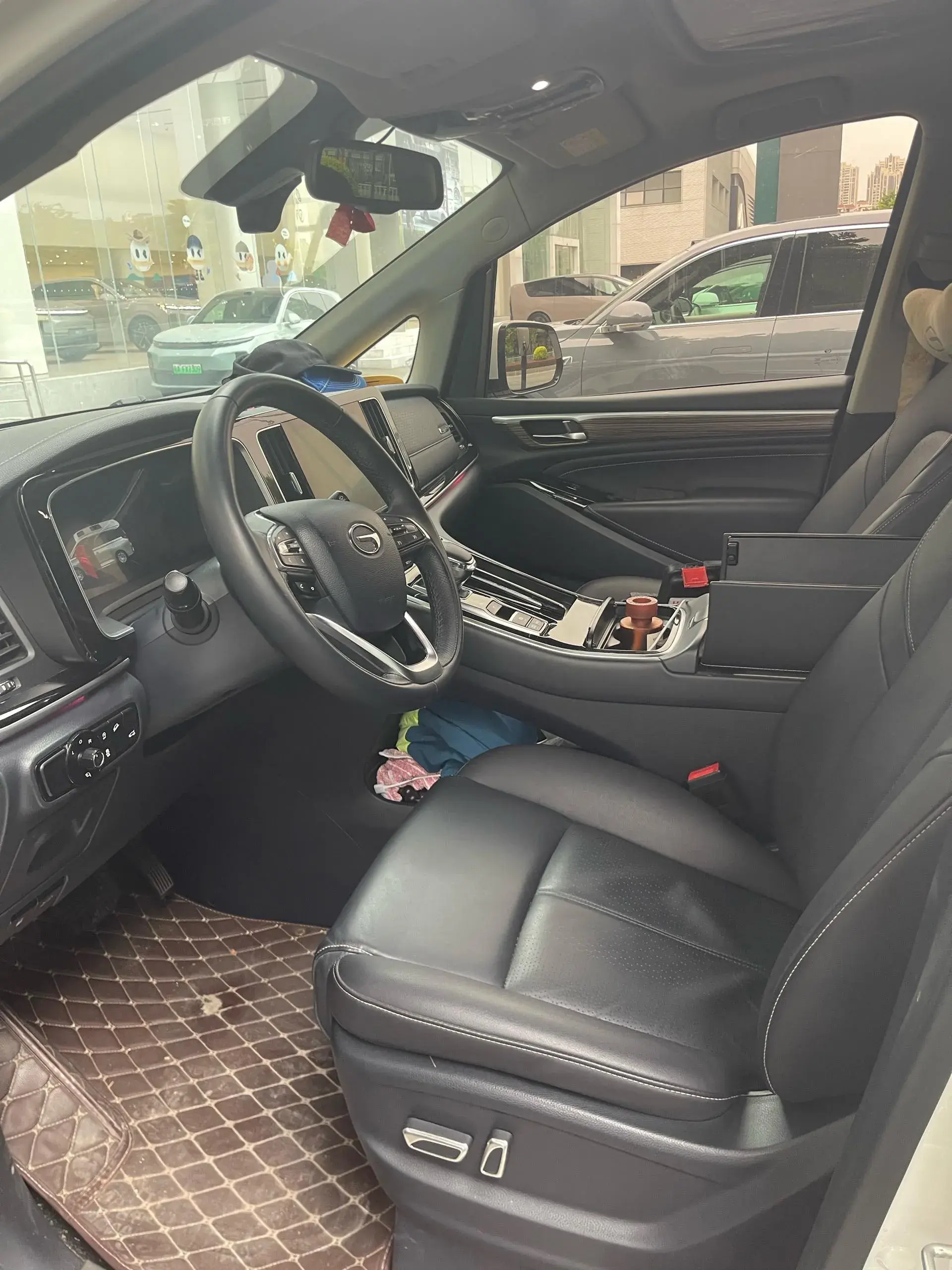 2021 GAC TRUMPCHI thumbnail 3