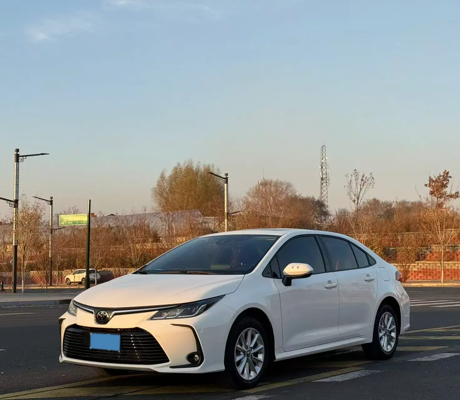 2021 TOYOTA COROLLA view 1