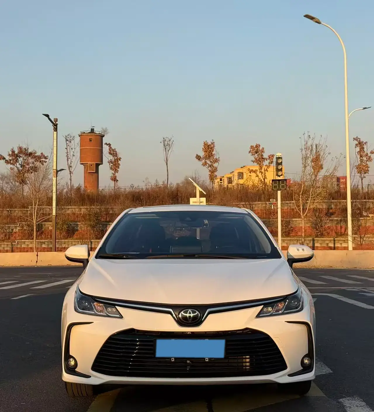 2021 TOYOTA COROLLA thumbnail 3