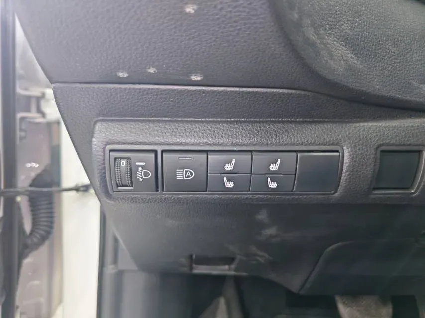 2021 Toyota Corolla 1.2T 116HP L4 CVT,autocango,china used car exporter,china ev exporter,chinese used car exporter,chinese used ev exporter