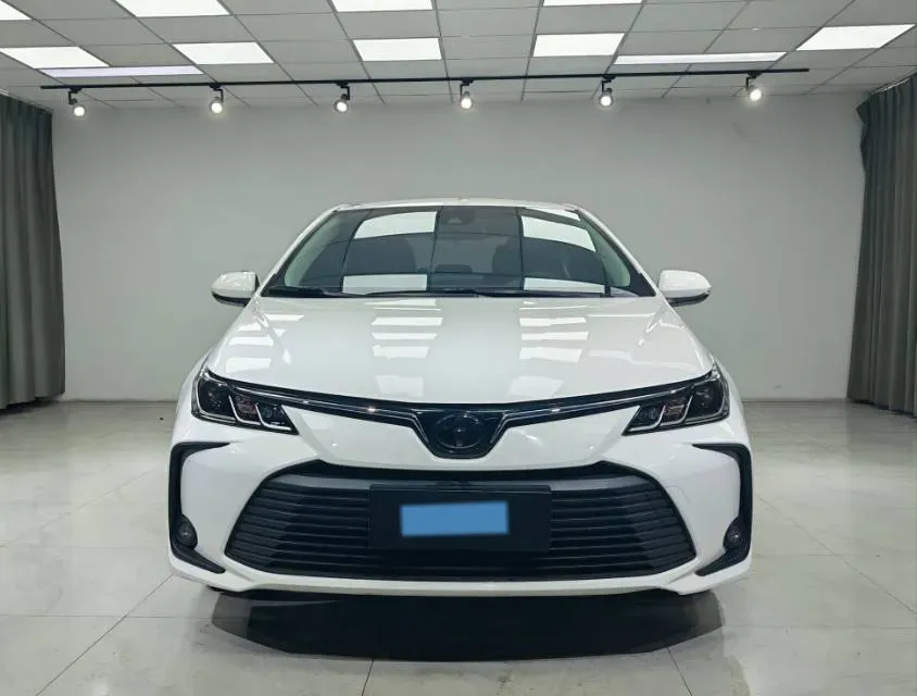 2021 Toyota Corolla 1.2T 116HP L4 CVT,autocango,china used car exporter,china ev exporter,chinese used car exporter,chinese used ev exporter