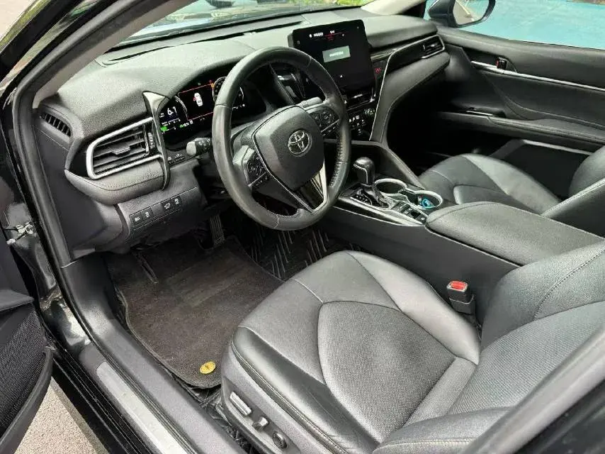 2021 TOYOTA CAMRY thumbnail 4