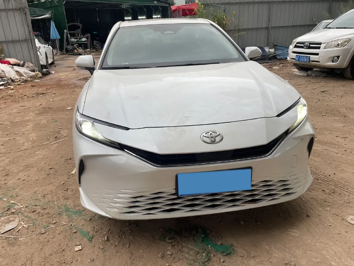 2025 Toyota Camry 2.0L 152HP L4 E-CVT Hybrid,autocango,china used car exporter,china ev exporter,chinese used car exporter,chinese used ev exporter