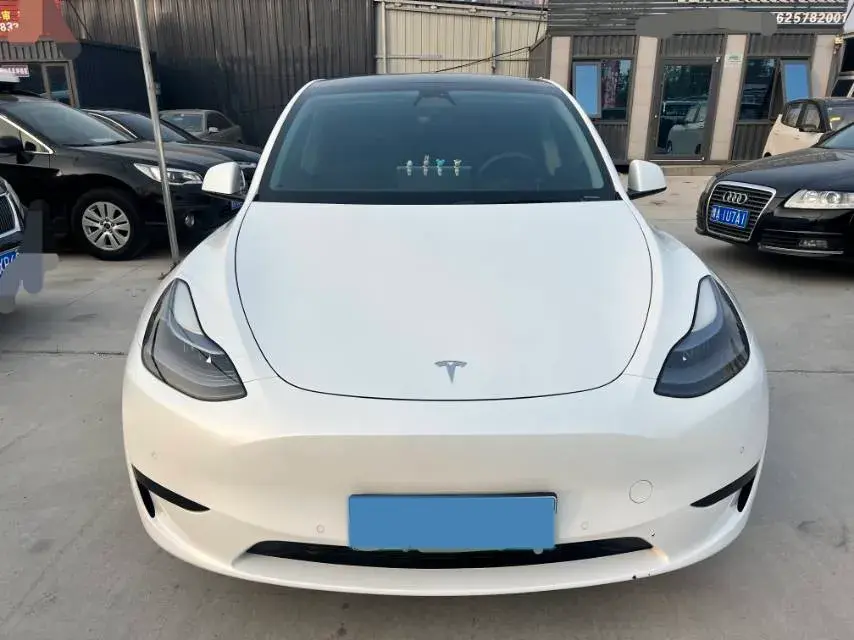 2022 TESLA MODEL thumbnail 2