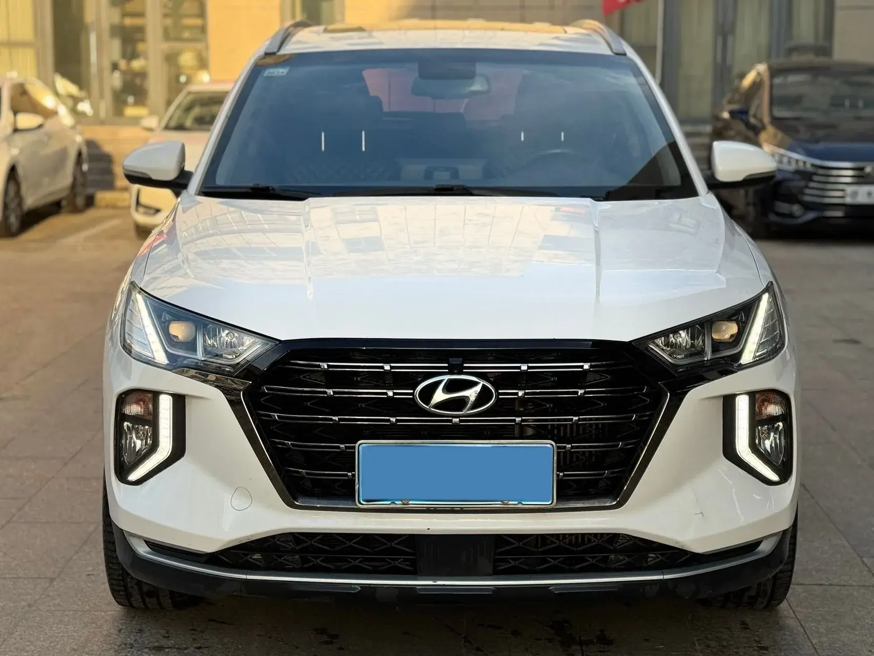 2020 HYUNDAI TUCSON thumbnail 2