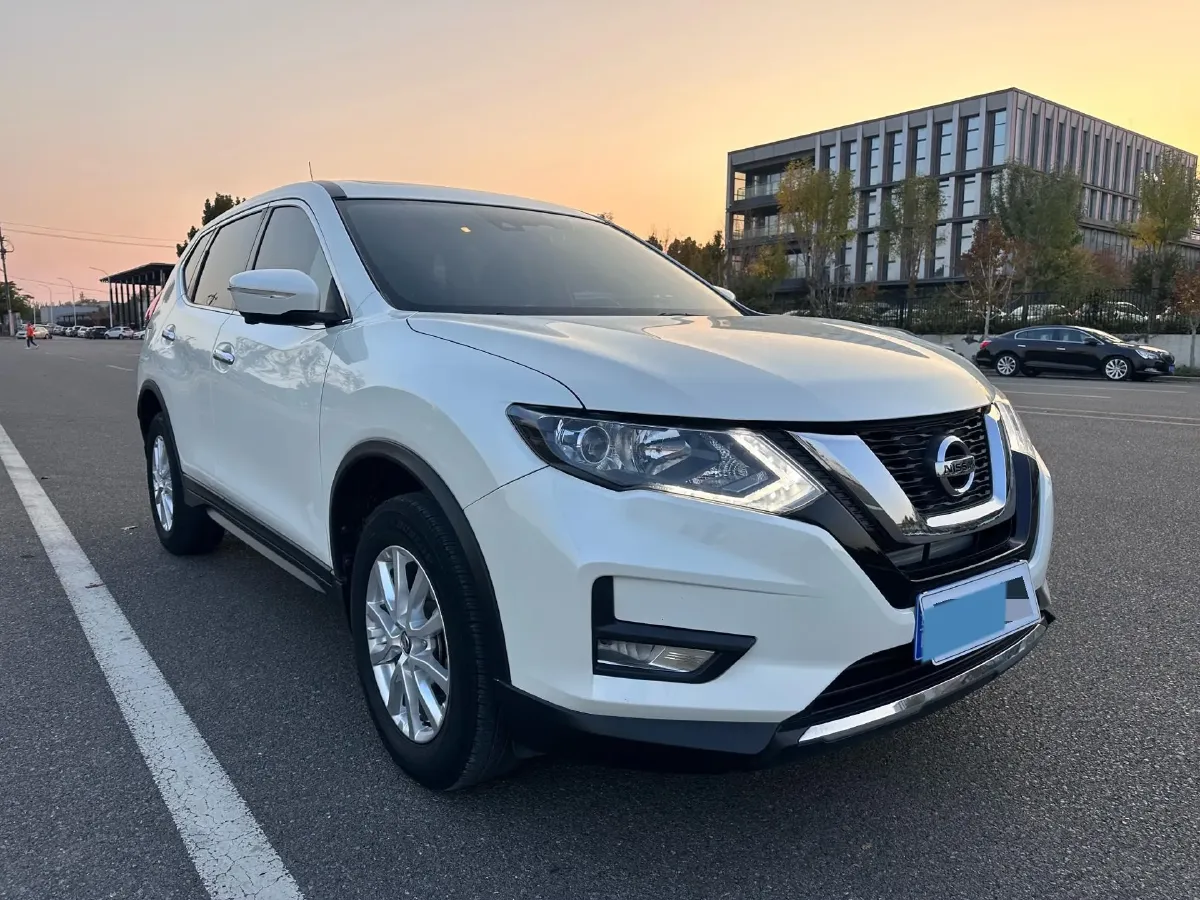 2021 Nissan X-Trail 2.0L 151HP L4 CVT,autocango,china used car exporter,china ev exporter,chinese used car exporter,chinese used ev exporter
