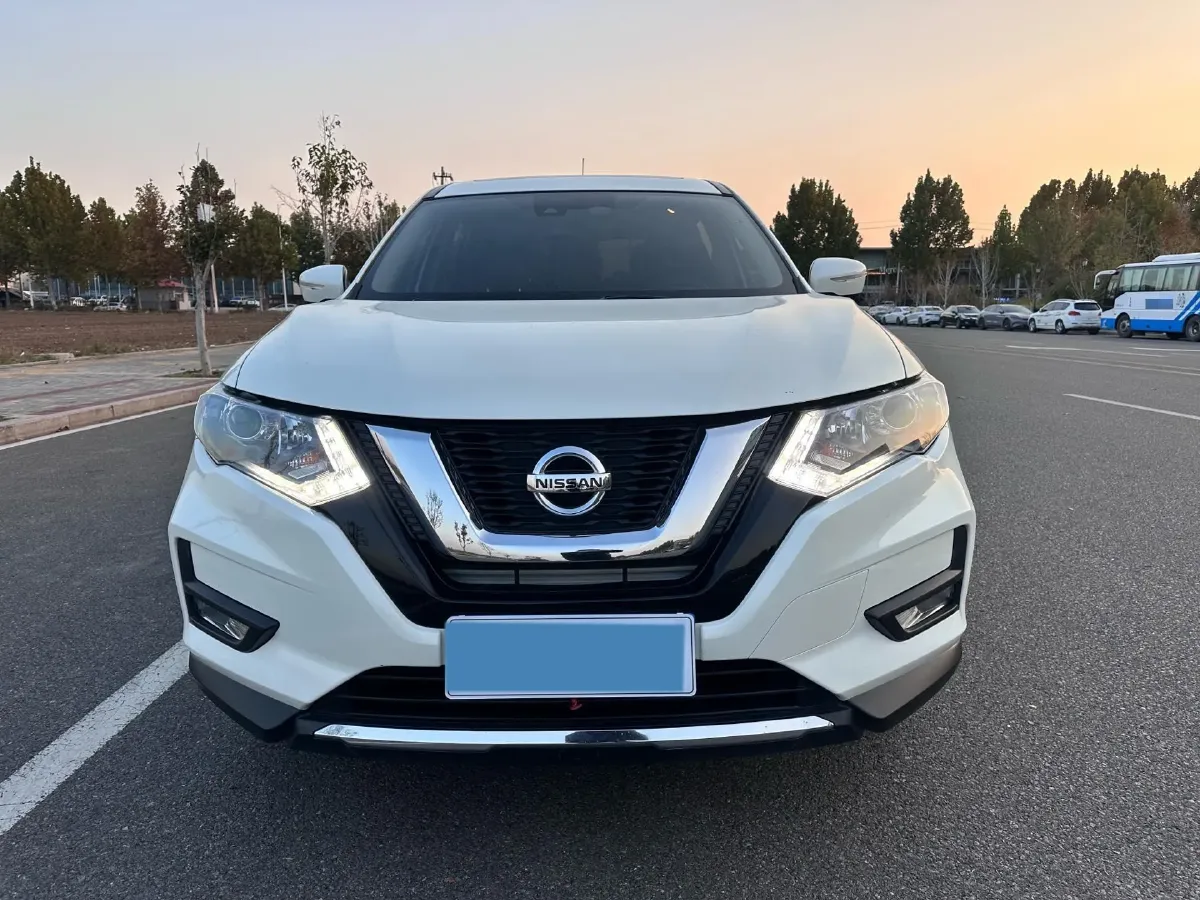 2021 Nissan X-Trail 2.0L 151HP L4 CVT,autocango,china used car exporter,china ev exporter,chinese used car exporter,chinese used ev exporter