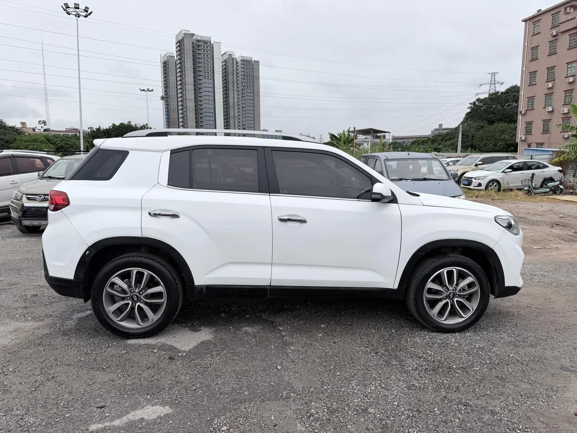 2019 HYUNDAI IX35 thumbnail 4