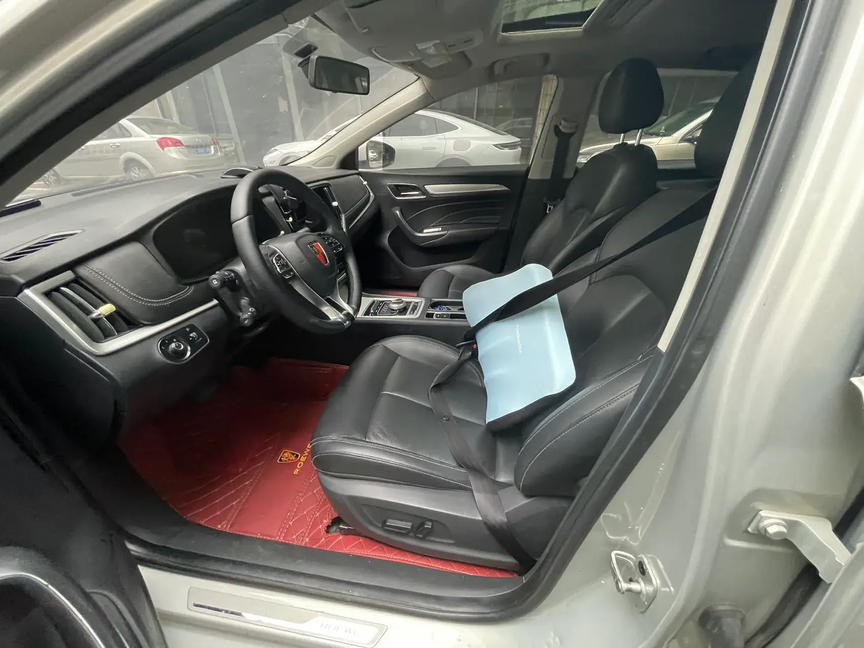 2017 ROEWE I6 thumbnail 4