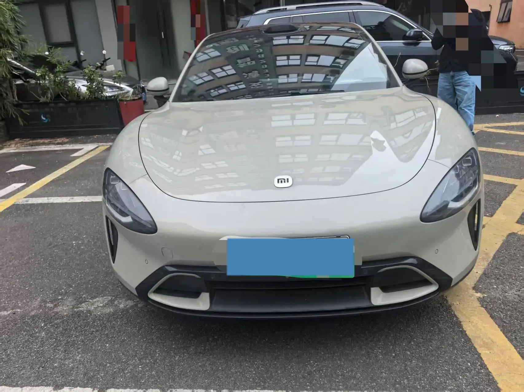 2024 MI SU7 thumbnail 2