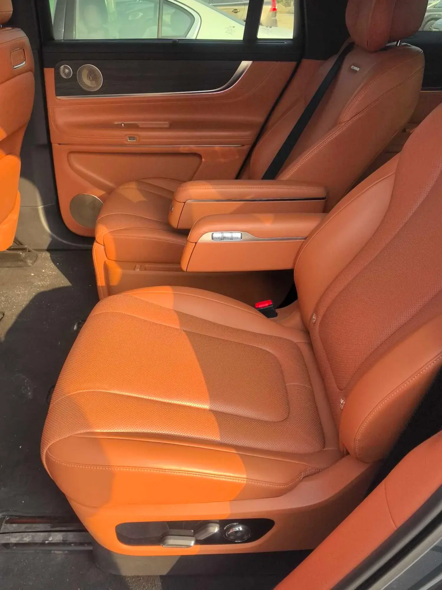 2024 AITO AITO thumbnail 3