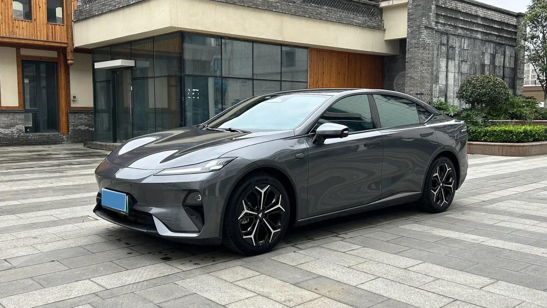 2025 DEEPAL L07 view 1