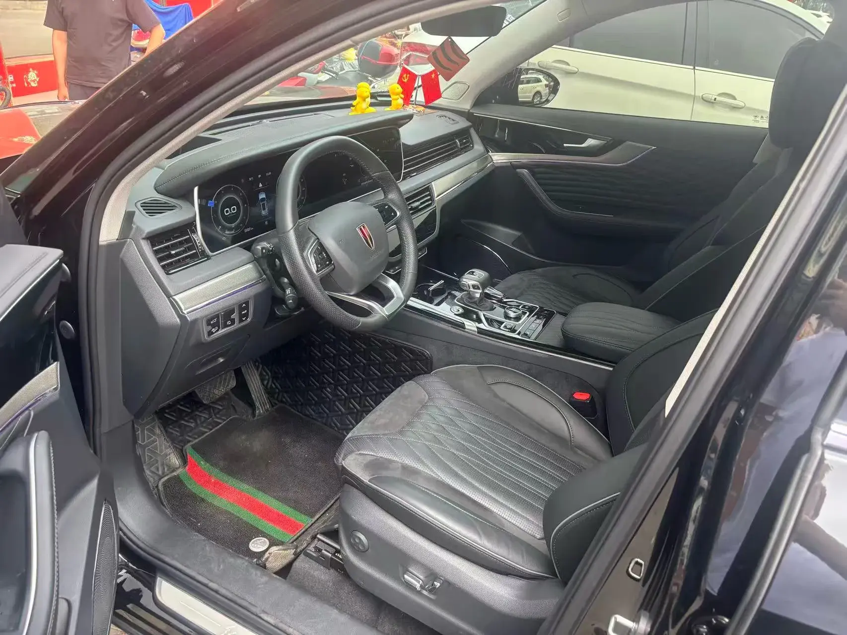 2022 HONGQI HS5 thumbnail 3